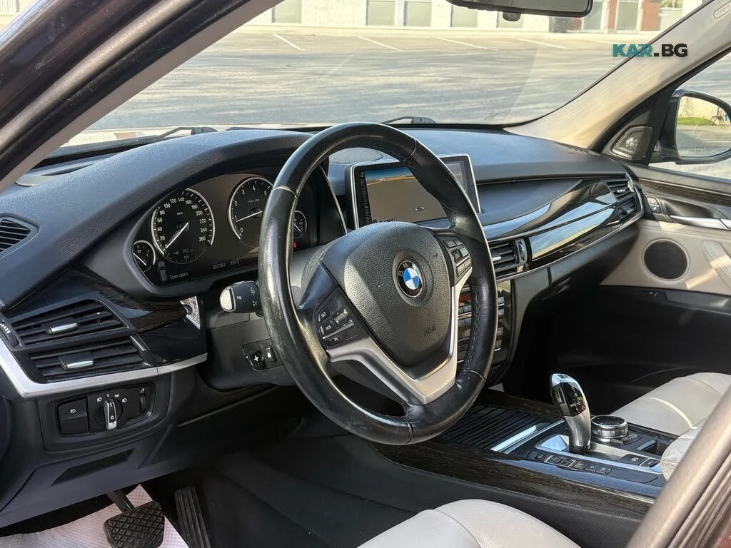 BMW X5 35i * АвтоКредит * (ЦЕНА ДО БГ), снимка 8 - Автомобили и джипове - 55983804