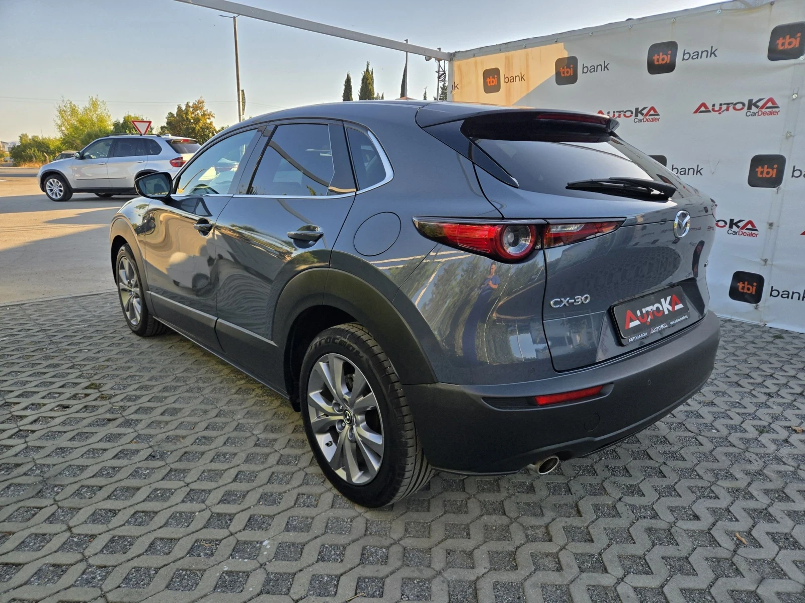 Mazda CX-30 2.0E-Skyactive-G-150��= �������= DISTR= EXECUTIVE | Mobile.bg � ����������� 5