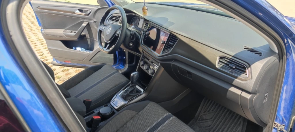 VW T-Roc 1.5 TSI, снимка 3 - Автомобили и джипове - 56064190