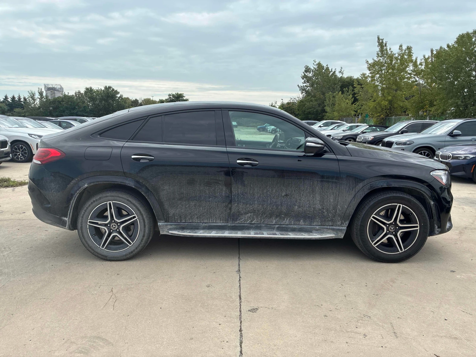 Mercedes-Benz GLE 450 COUPE/BURMESTER/ПАНОРАМА/360/ДИСТРОНИК, снимка 4 - Автомобили и джипове - 56125323