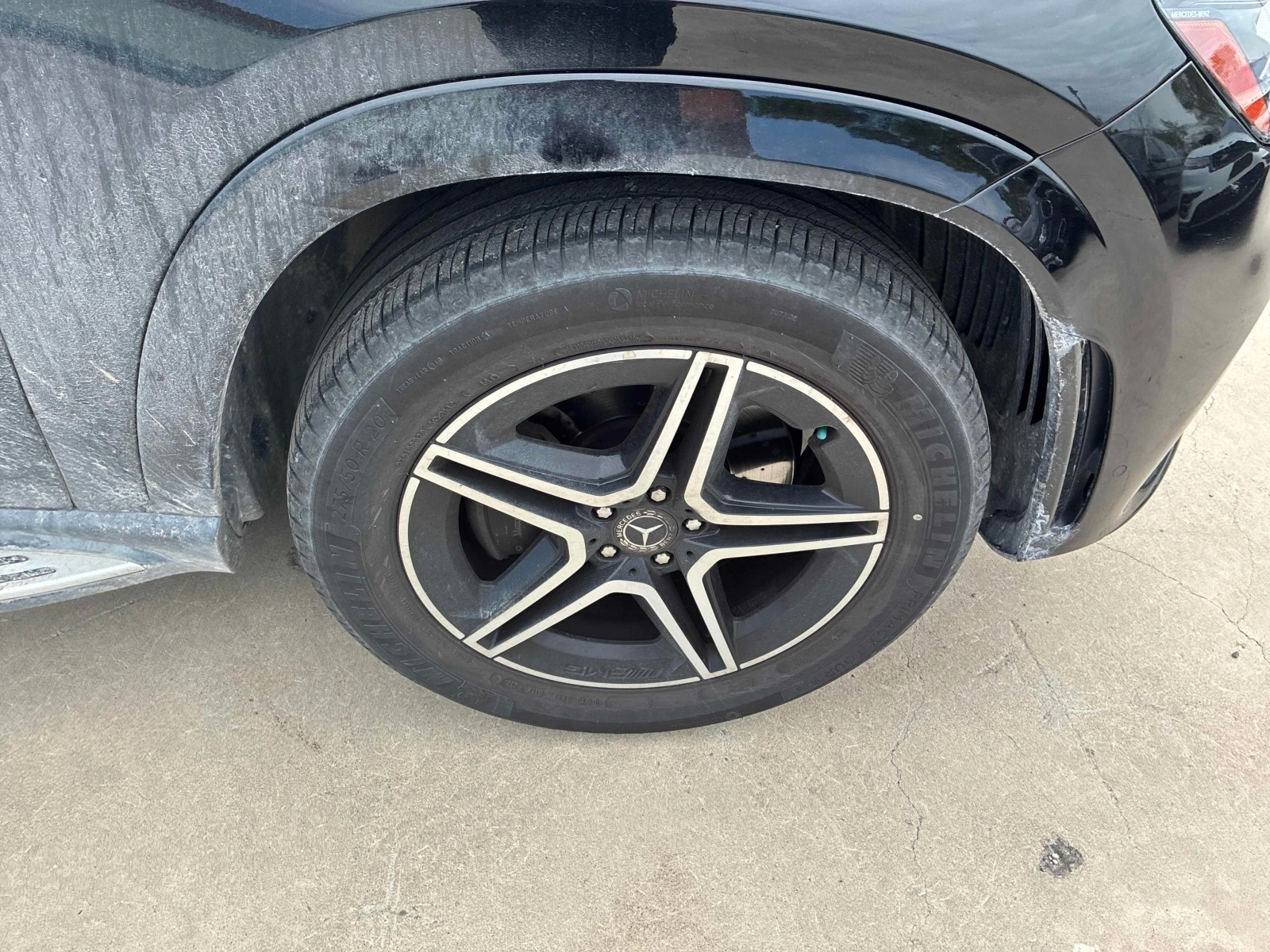 Mercedes-Benz GLE 450 COUPE/BURMESTER/ПАНОРАМА/360/ДИСТРОНИК, снимка 6 - Автомобили и джипове - 56125323