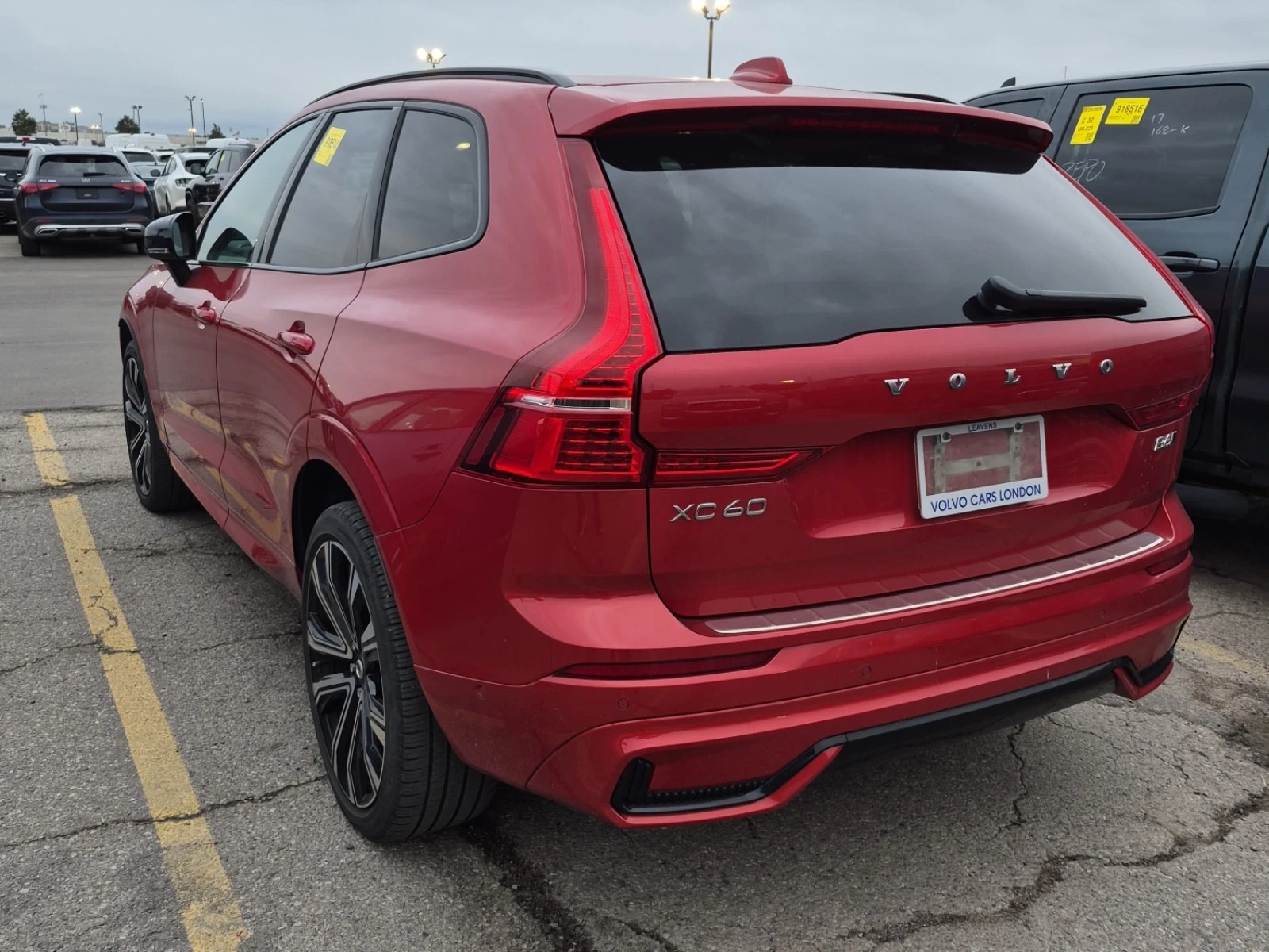Volvo XC60 * R DESIGN * CARFAX * ЦЕНА ДО БГ, снимка 4 - Автомобили и джипове - 56129478