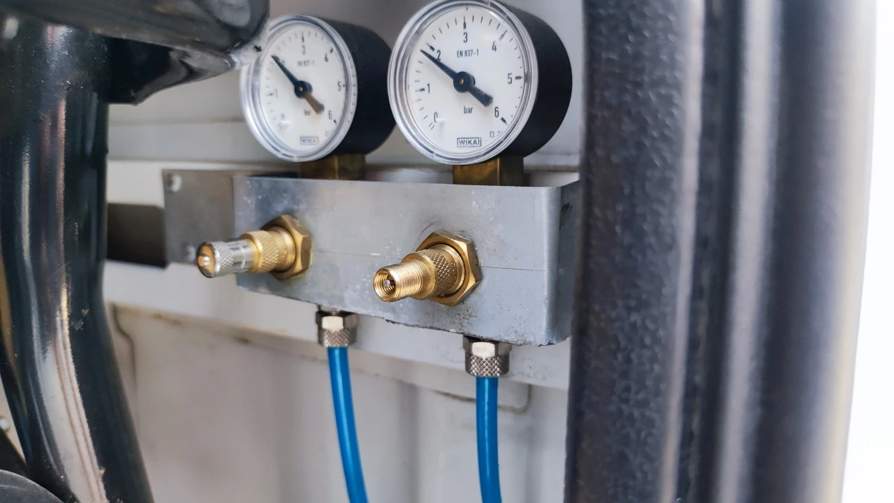 Iveco 35c15 | Mobile.bg   11