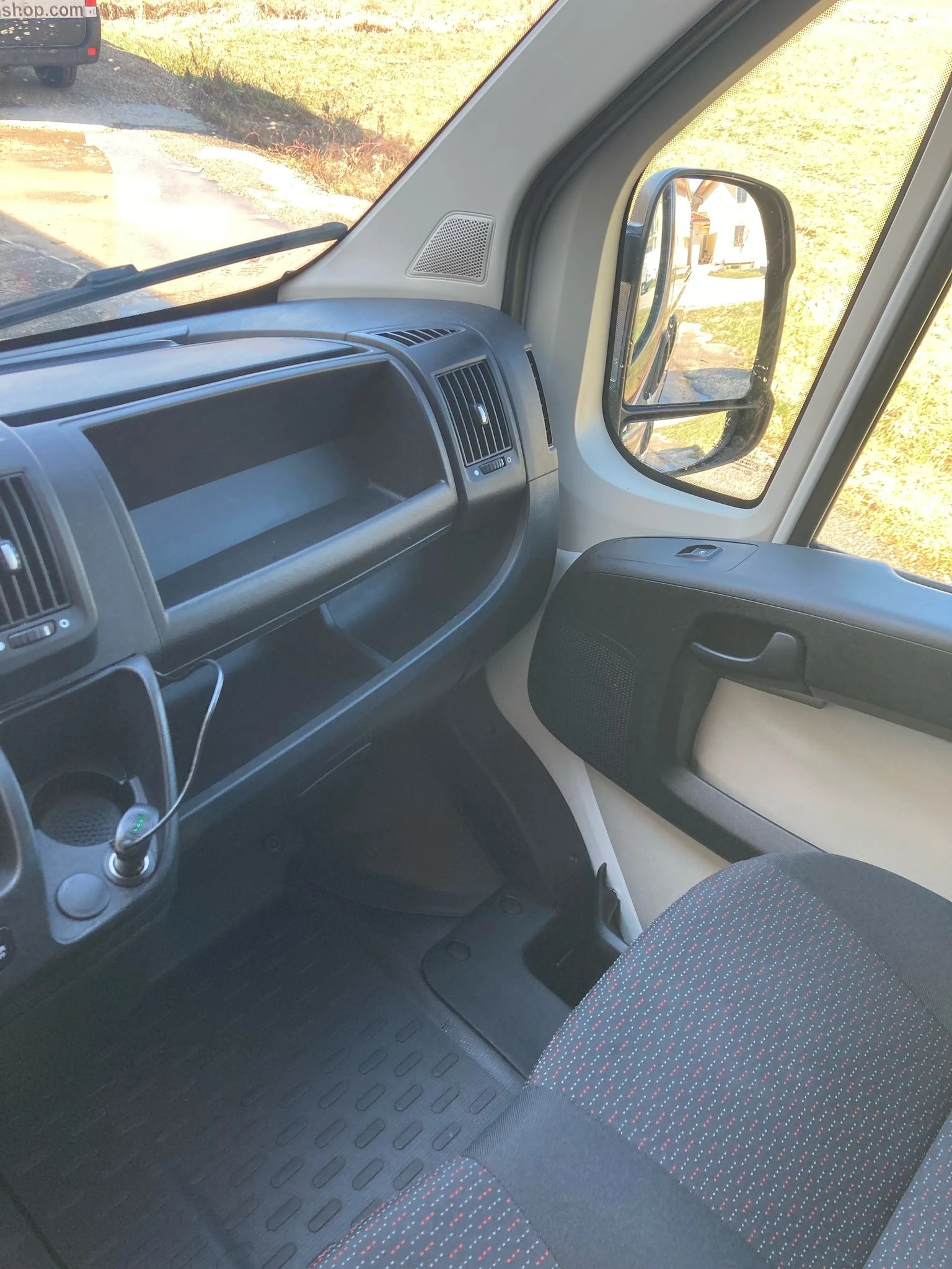 Peugeot Boxer L1 H2  - изображение 8