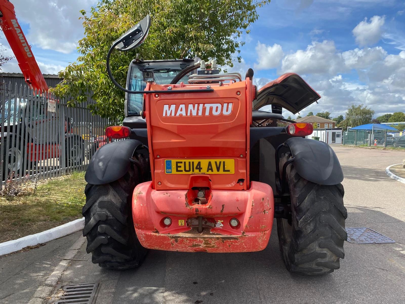 Телескопични товарачи Manitou MT1840 - изображение 4