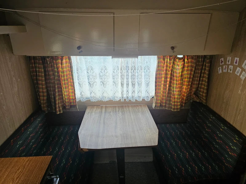 Каравана ABI WILK 750кг, снимка 11 - Каравани и кемпери - 46665403