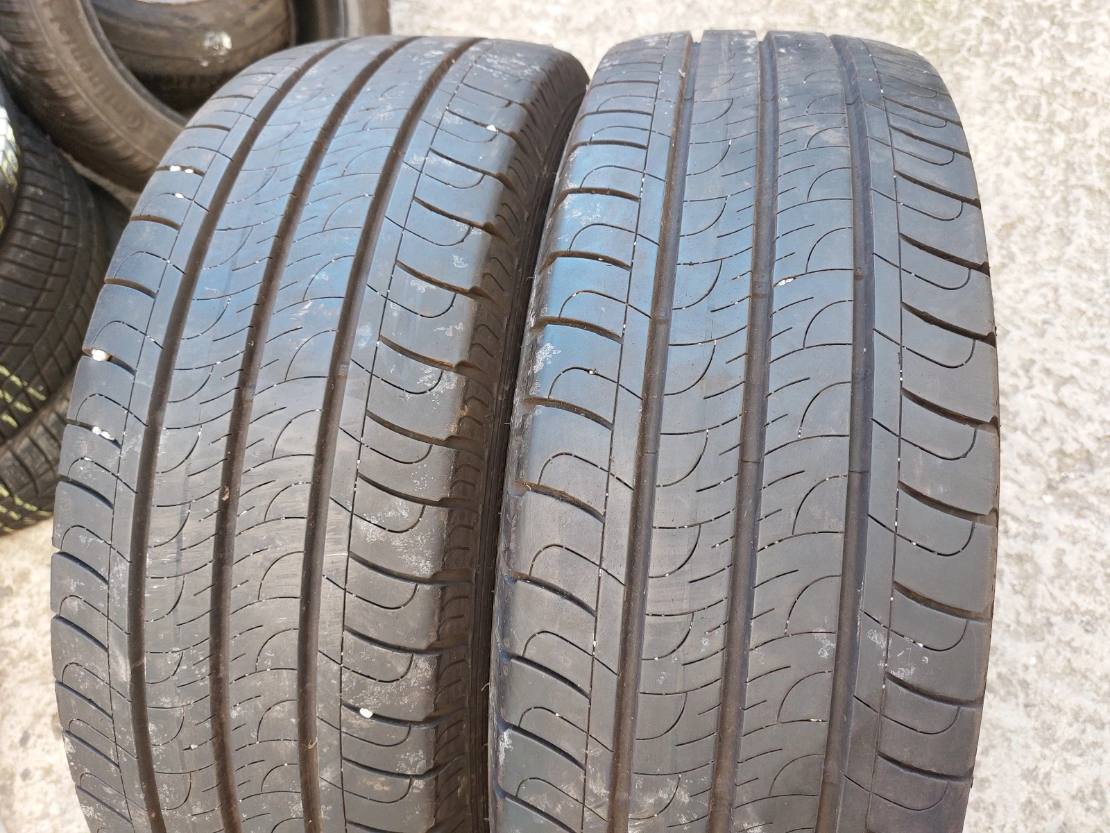 ���� 215/65R16 | Mobile.bg � ����������� 1