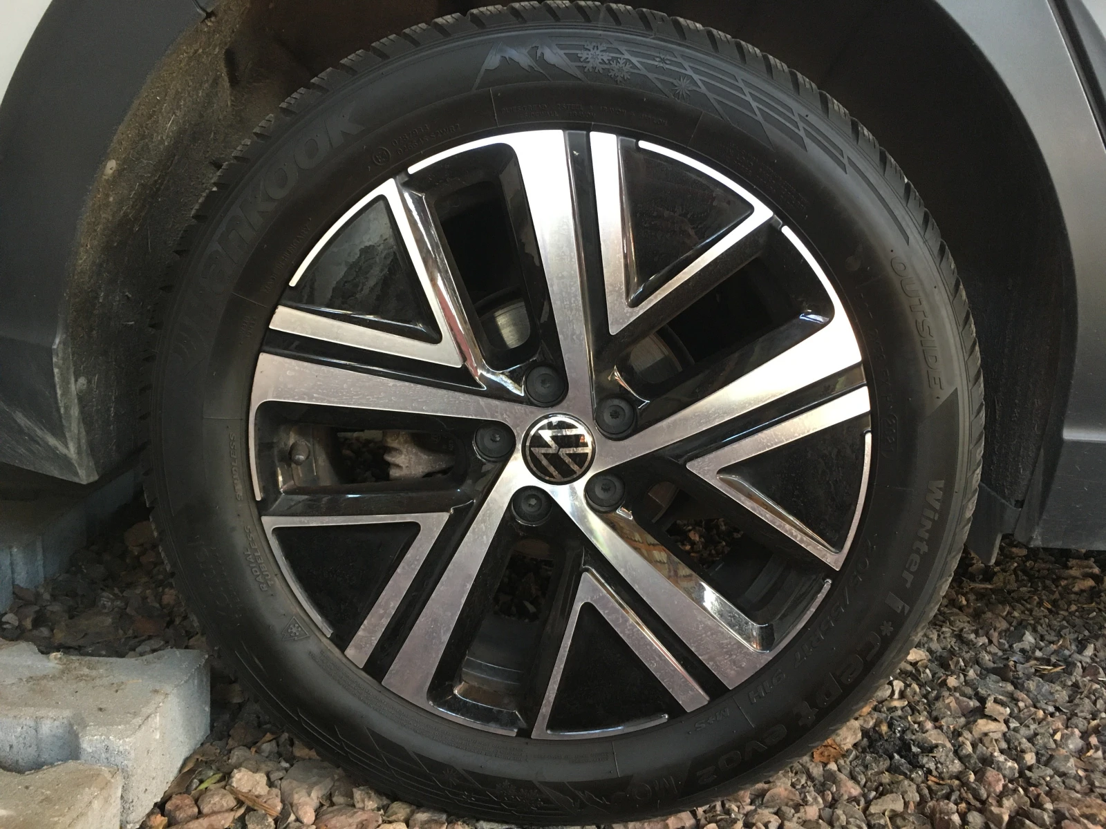 Гуми Летни 205/55R17, снимка 9 - Гуми и джанти - 53733802