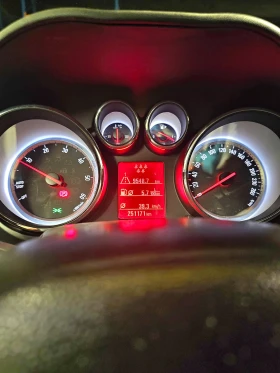 Opel Zafira 1.6 CDTI, снимка 10