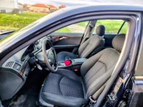 Mercedes-Benz E 220, снимка 12