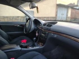 Mercedes-Benz E 220, снимка 10