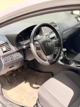 Toyota Avensis 2.2 150 к.с., снимка 5
