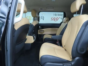 Kia Carnival 9-Seater Prestige, снимка 6