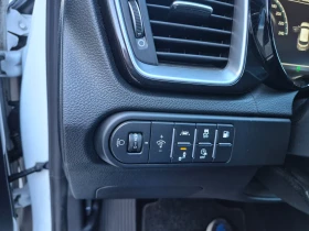Kia XCeed КОЛАТА Е НОВА  37000  PLUG-IN   ХИБРИД    , снимка 13