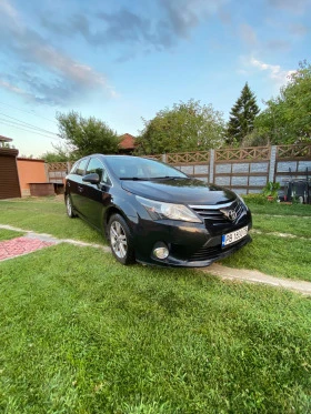 Обява за продажба на Toyota Avensis D4d. 20. 124 кс ~16 500 лв. - изображение 2