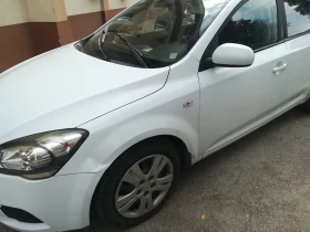 Обява за продажба на Kia Ceed 1.6crdi ~5 550 лв. - изображение 10 | Auto.bg Обява за продажба на Kia Ceed 1.6crdi ~5 550 лв. - изображение 10
