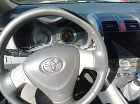 Toyota Auris, снимка 12