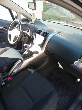 Toyota Auris, снимка 10