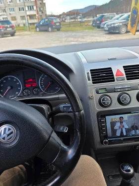 VW Touran 2.0 ECOFUEL  - 3300 € / 6454.24 лв. - 75217195 8
