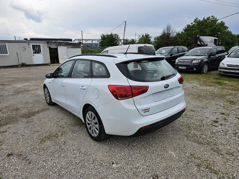 Kia Ceed Ceed 1.4, снимка 4 - Автомобили и джипове - 47046196