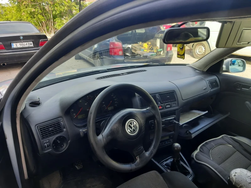 VW Golf 1.9tdi, снимка 5 - Автомобили и джипове - 47191328