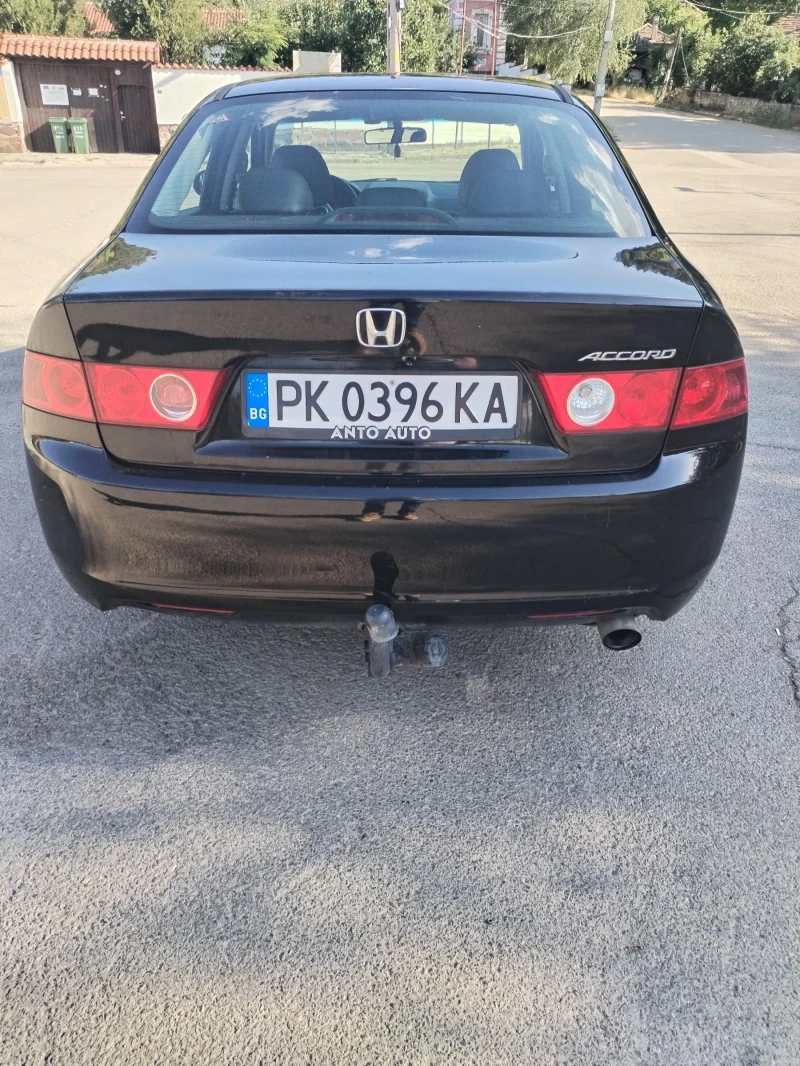 Honda Accord 2.0, снимка 6 - Автомобили и джипове - 50030690