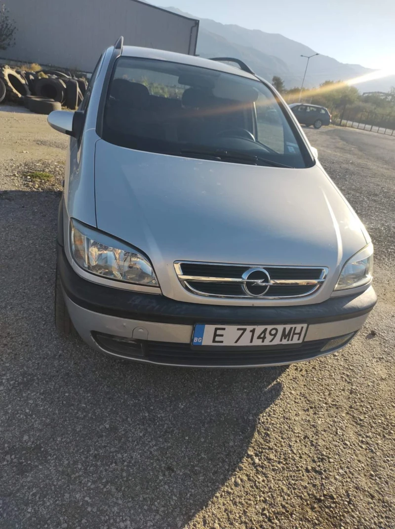 Opel Zafira, снимка 1 - Автомобили и джипове - 47453479