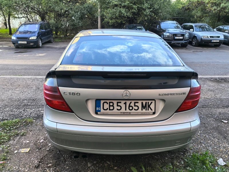 Mercedes-Benz C 180 Компресор Бензин-Газ!!, снимка 5 - Автомобили и джипове - 47524492