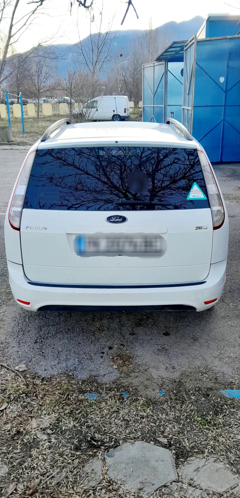 Ford Focus 1.6, снимка 2 - Автомобили и джипове - 47557416