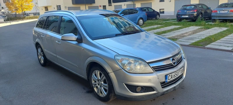 Opel Astra Astra H , снимка 1 - Автомобили и джипове - 47911139