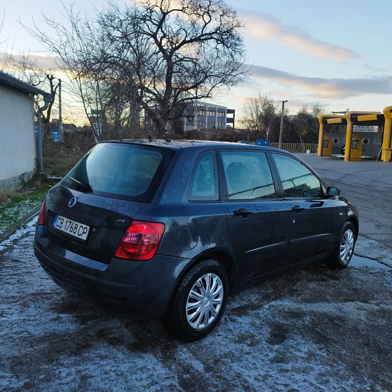 Fiat Stilo 1, 9 JTD 115 к.с хечбек, снимка 4 - Автомобили и джипове - 48080802