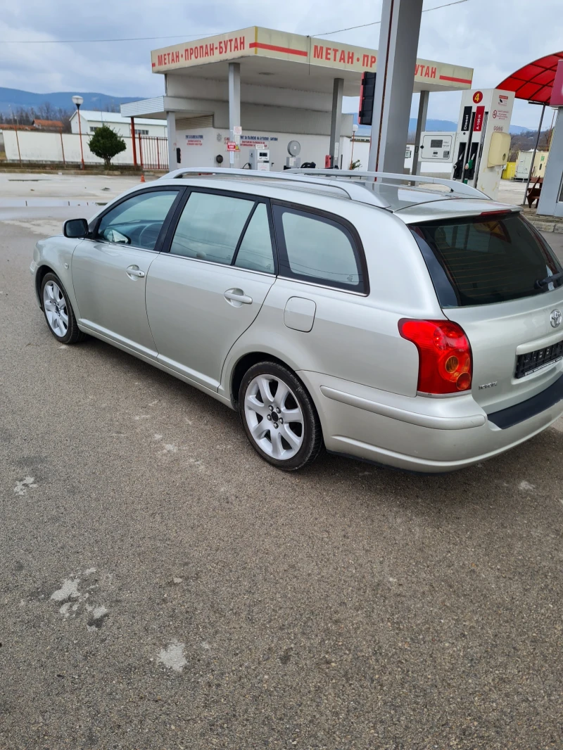 Toyota Avensis 2.0куб.147к.с. Бензин , снимка 4 - Автомобили и джипове - 48681991