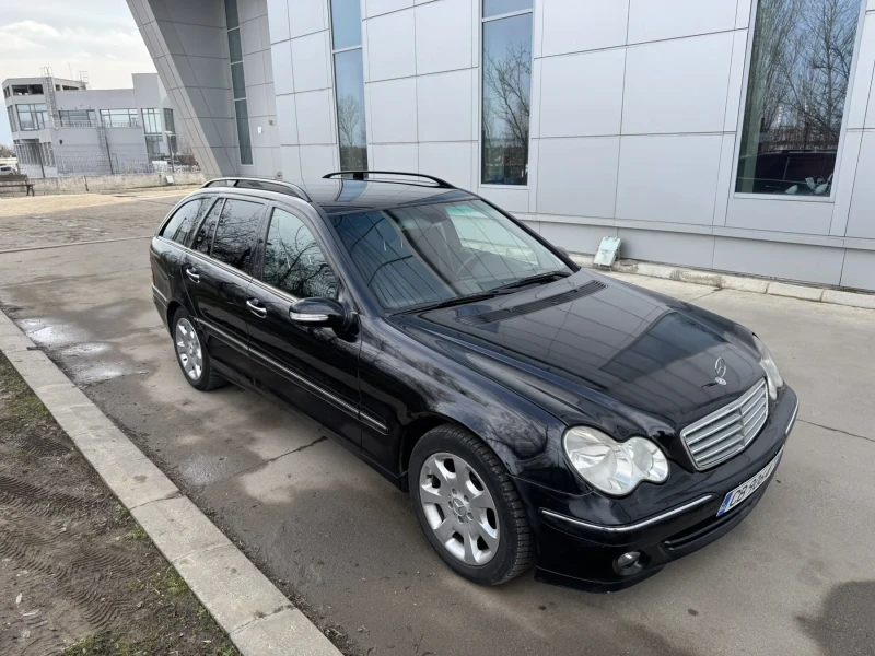 Mercedes-Benz C 220, снимка 2 - Автомобили и джипове - 49000741