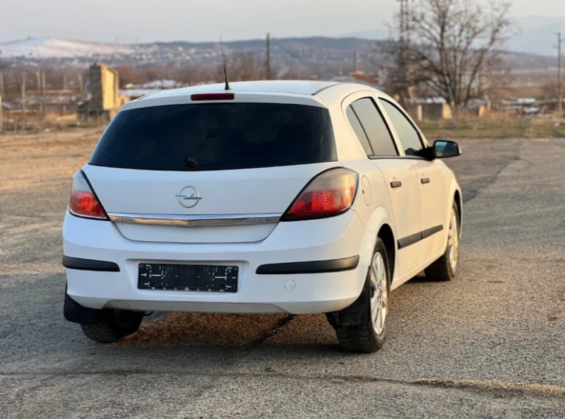 Opel Astra, снимка 8 - Автомобили и джипове - 49365445