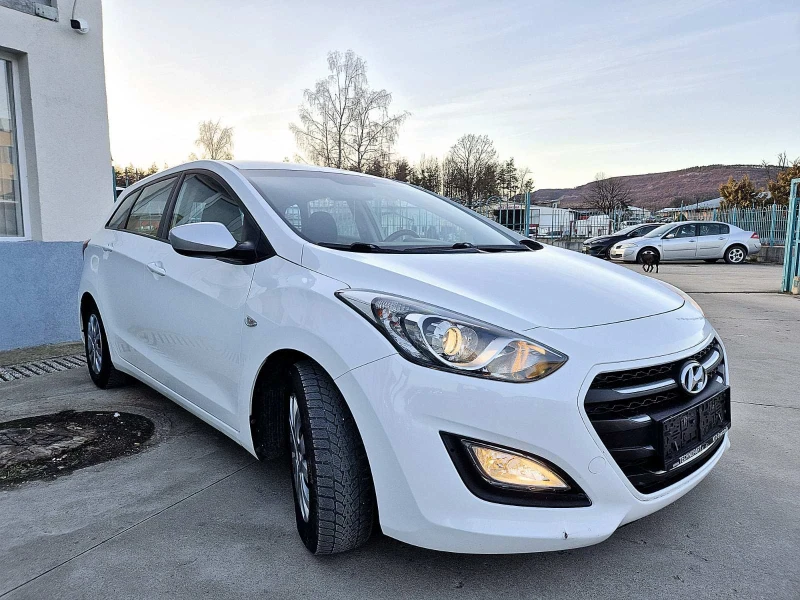 Hyundai I30, снимка 2 - Автомобили и джипове - 52130708