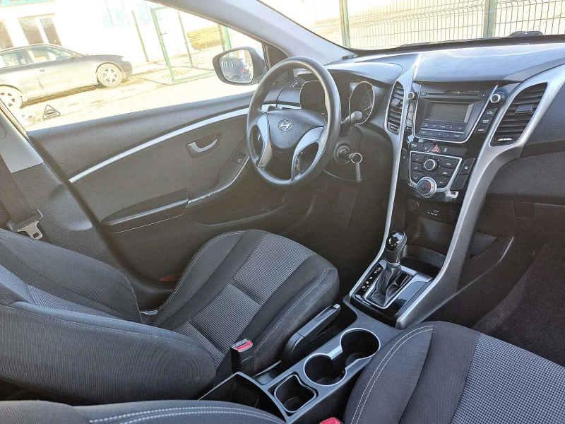 Hyundai I30, снимка 15 - Автомобили и джипове - 52130708