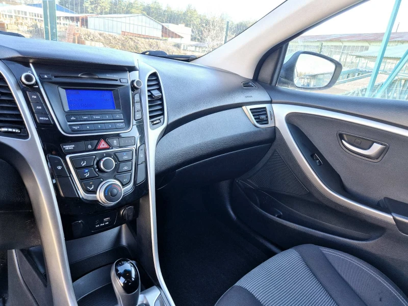 Hyundai I30, снимка 16 - Автомобили и джипове - 52130708