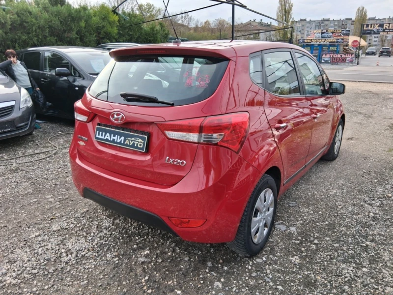 Hyundai Ix20, снимка 5 - Автомобили и джипове - 52395513