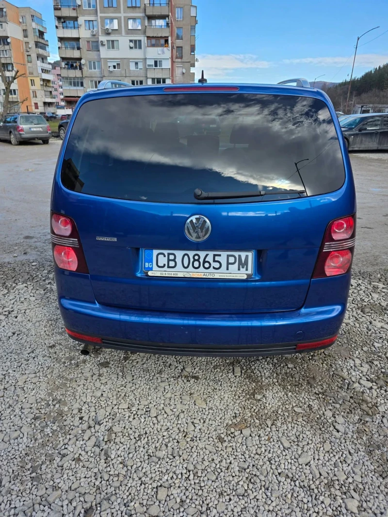 VW Touran 2.0 ECOFUEL , снимка 3 - Автомобили и джипове - 53457099