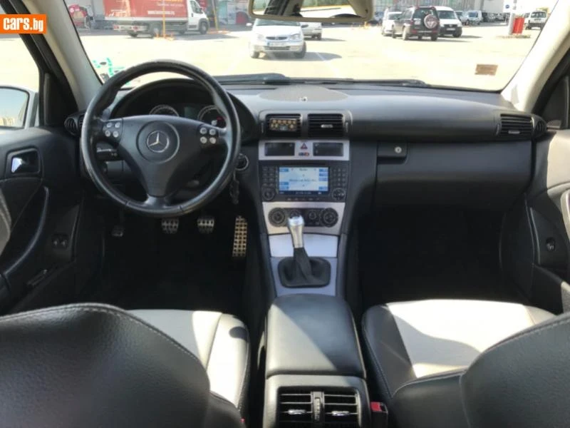 Mercedes-Benz C 220, снимка 10 - Автомобили и джипове - 53983262