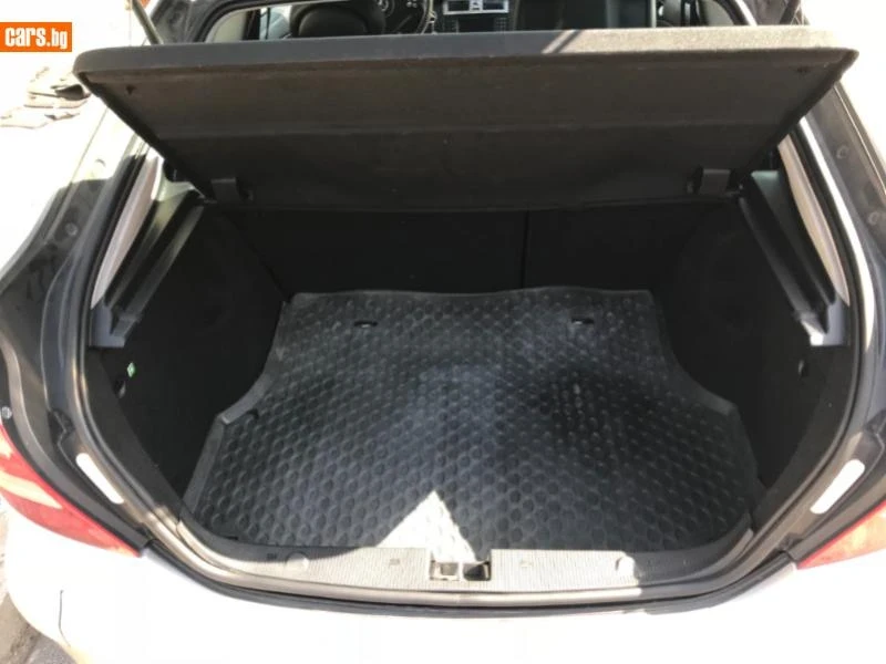 Mercedes-Benz C 220, снимка 13 - Автомобили и джипове - 53983262