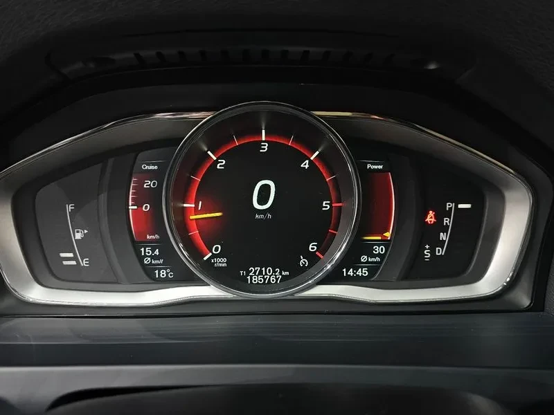 Volvo S60, снимка 8 - Автомобили и джипове - 54326545