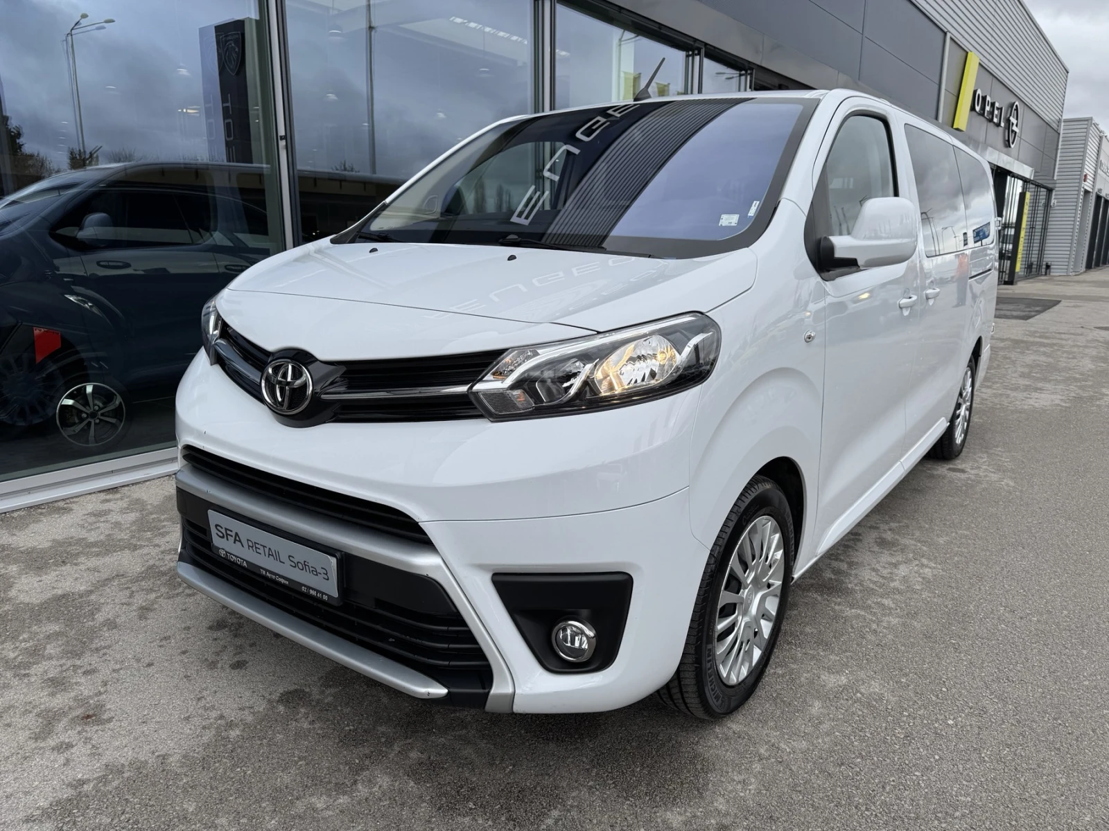 Toyota Proace City Verso L2 2.0 D-4D 177 EAT8 E6 8+ 1 - [1] 