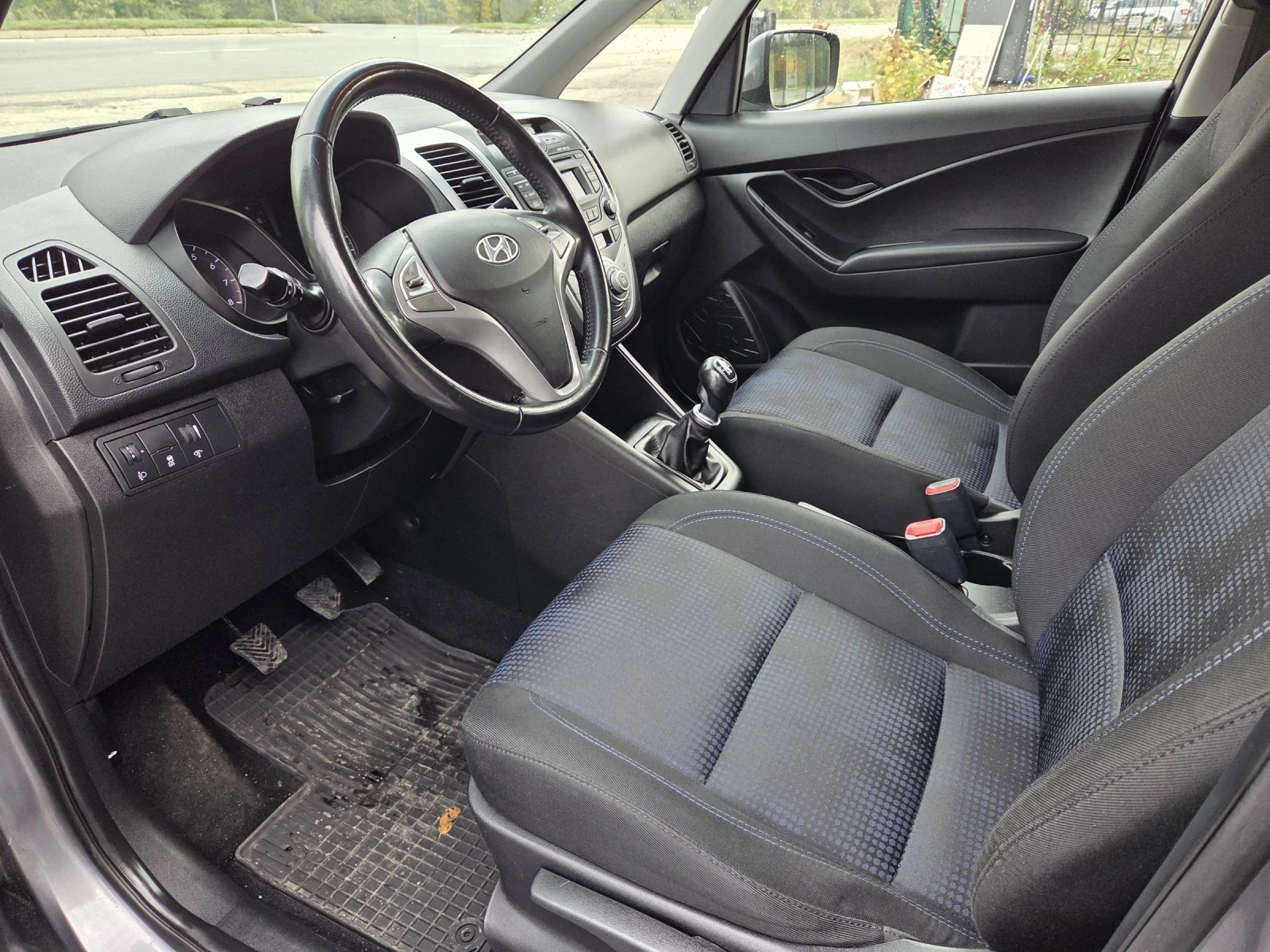 Hyundai Ix20 1, 4 benzin 90 hp | Mobile.bg — изображение 12