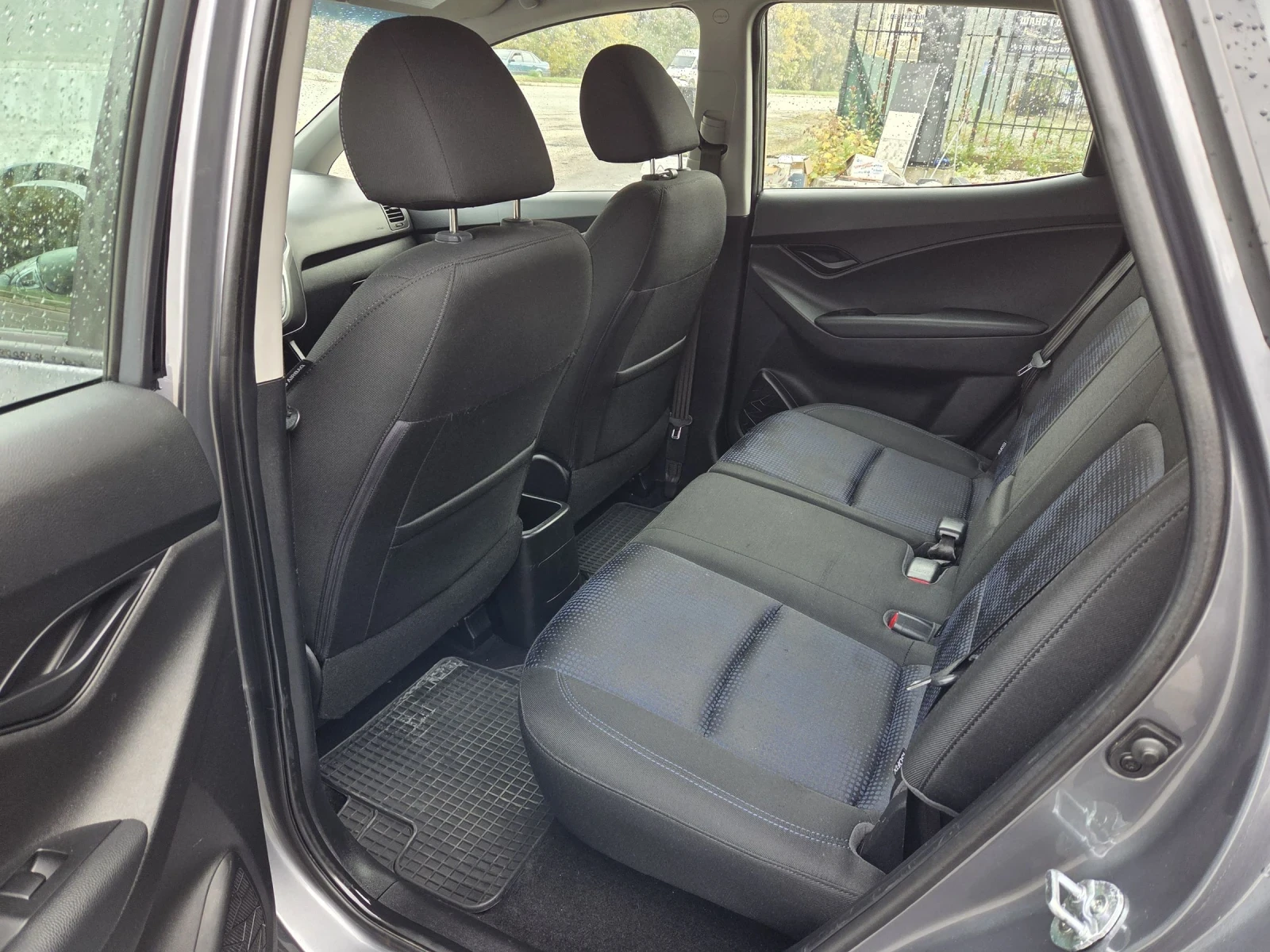 Hyundai Ix20 1, 4 benzin 90 hp | Mobile.bg — изображение 10