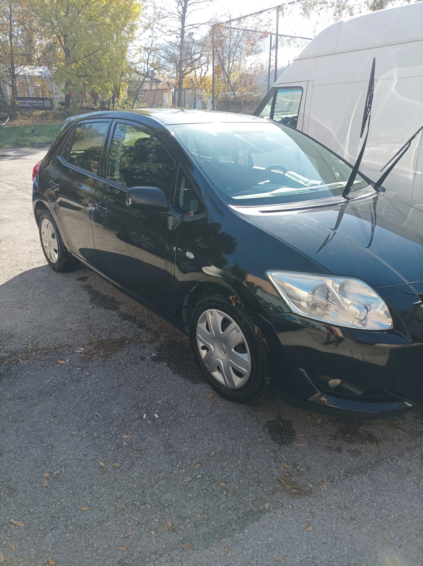 Toyota Auris  - изображение 3