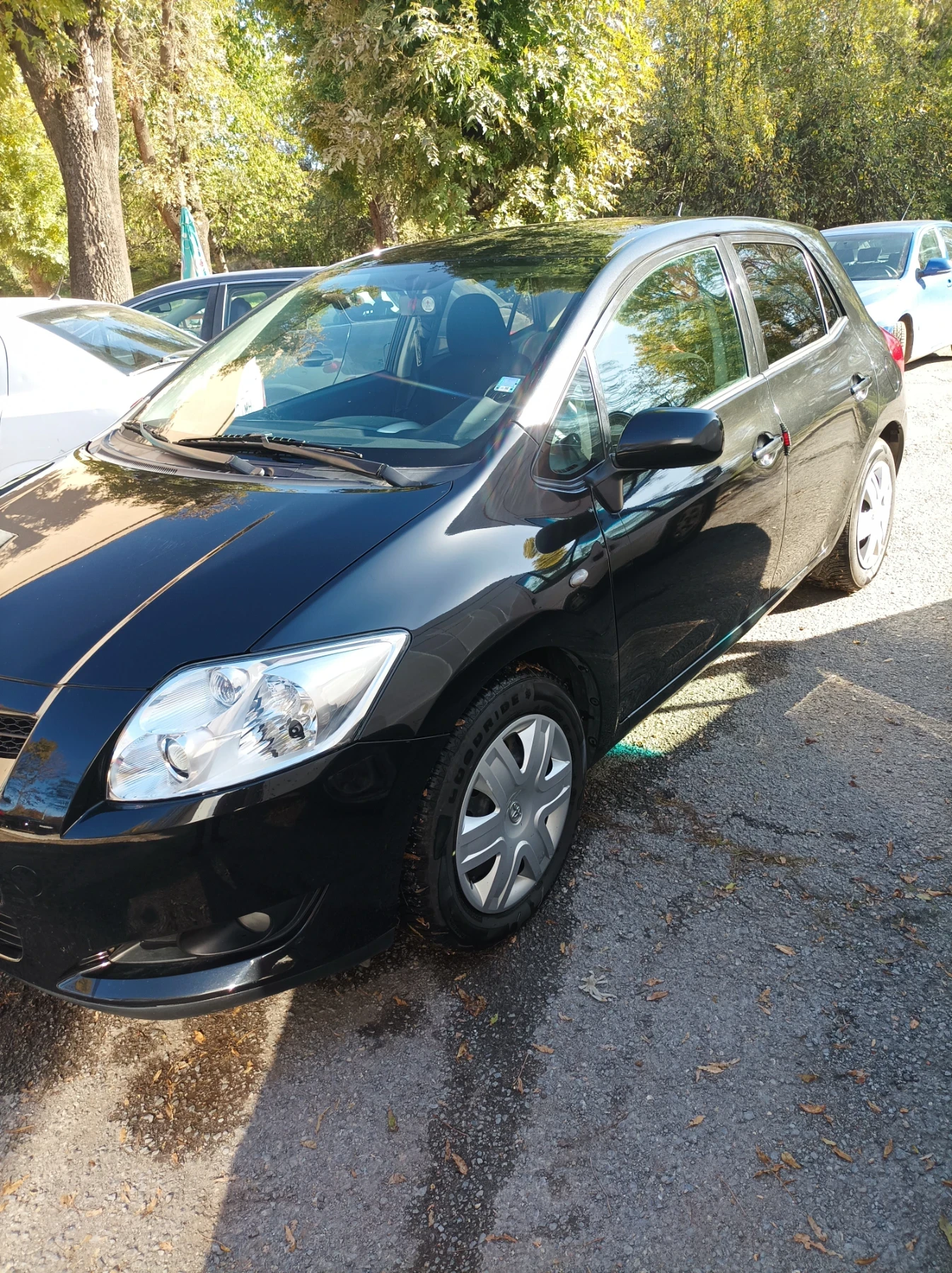 Toyota Auris  - изображение 2