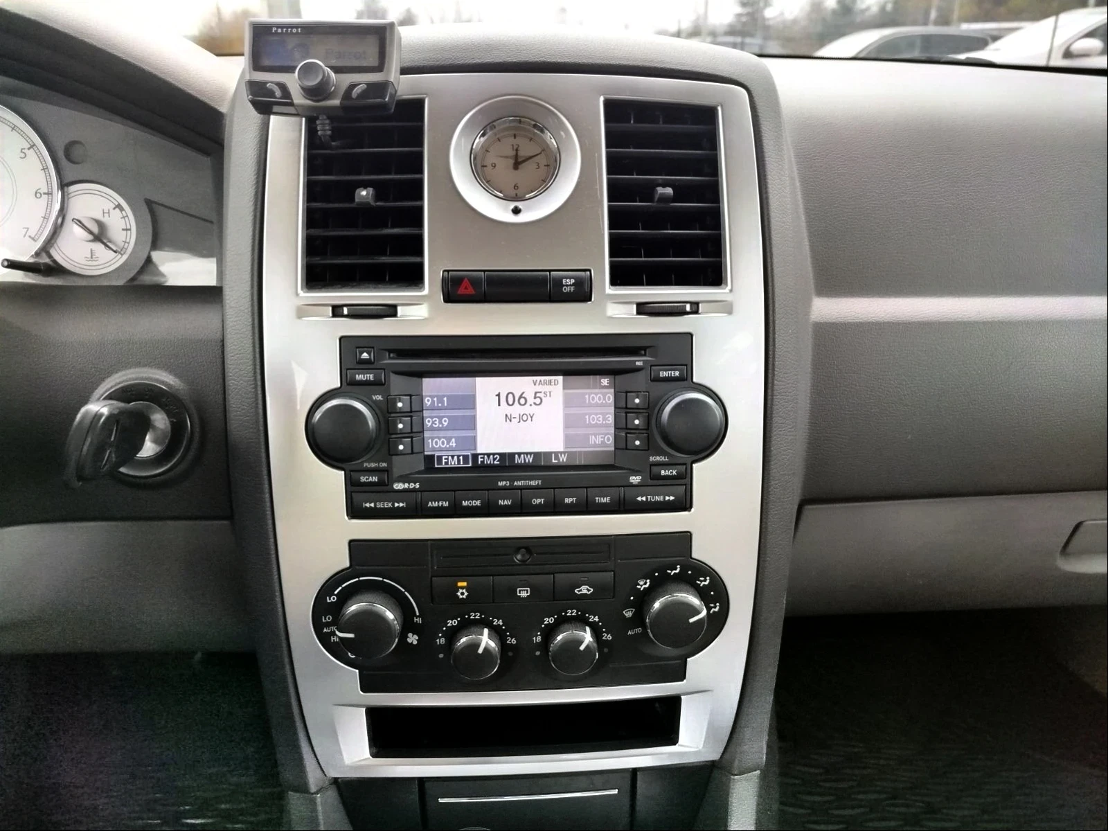 Chrysler 300c 3.0 CRdI* V6*  | Mobile.bg   14