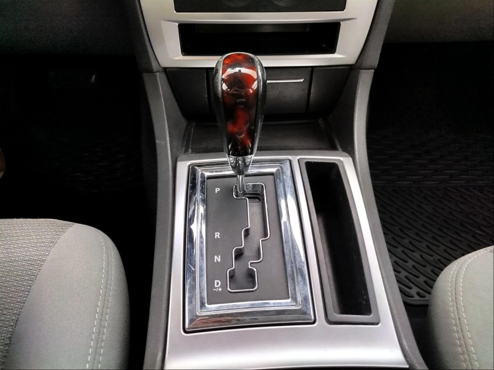 Chrysler 300c 3.0 CRdI* V6*  | Mobile.bg   15