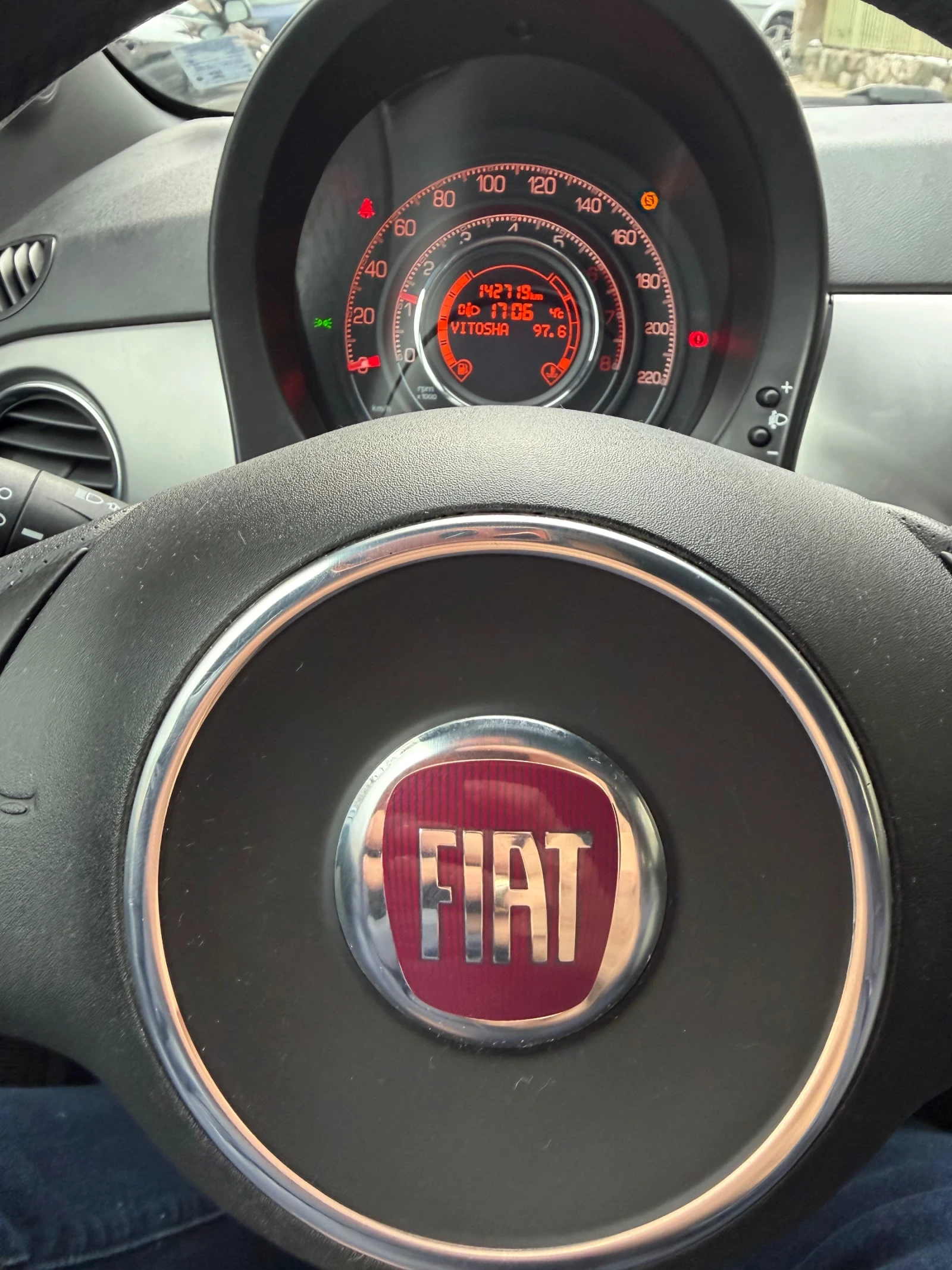 Fiat 500 0.9 TWIN AIR Turbo (85 Hp) Start and Stop, снимка 11 - Автомобили и джипове - 53707995